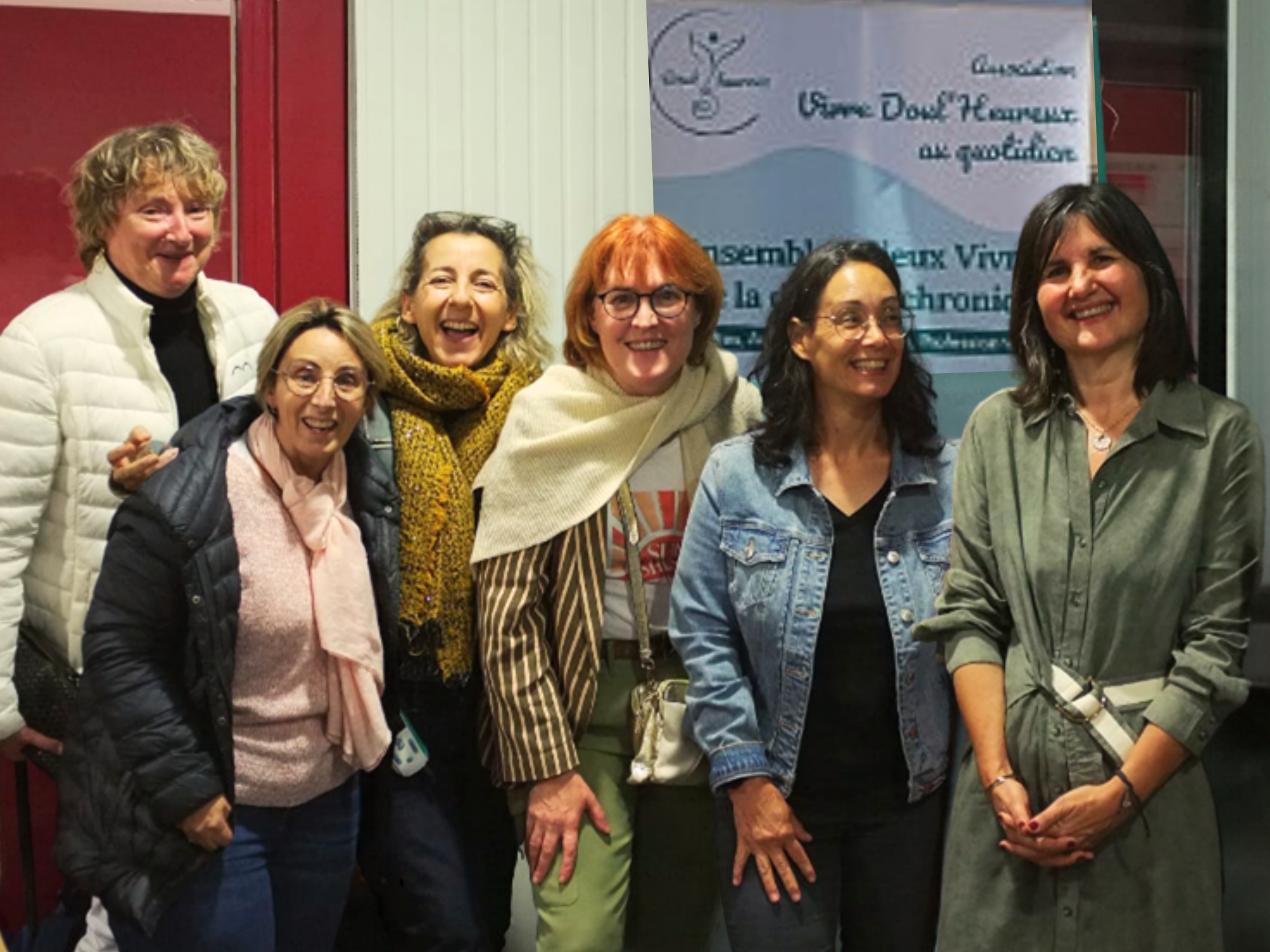 Membres de Vivre Doul’Heureux réunis avec des partenaires